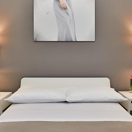 Donna Teresa Guest House Λέτσε Εξωτερικό φωτογραφία